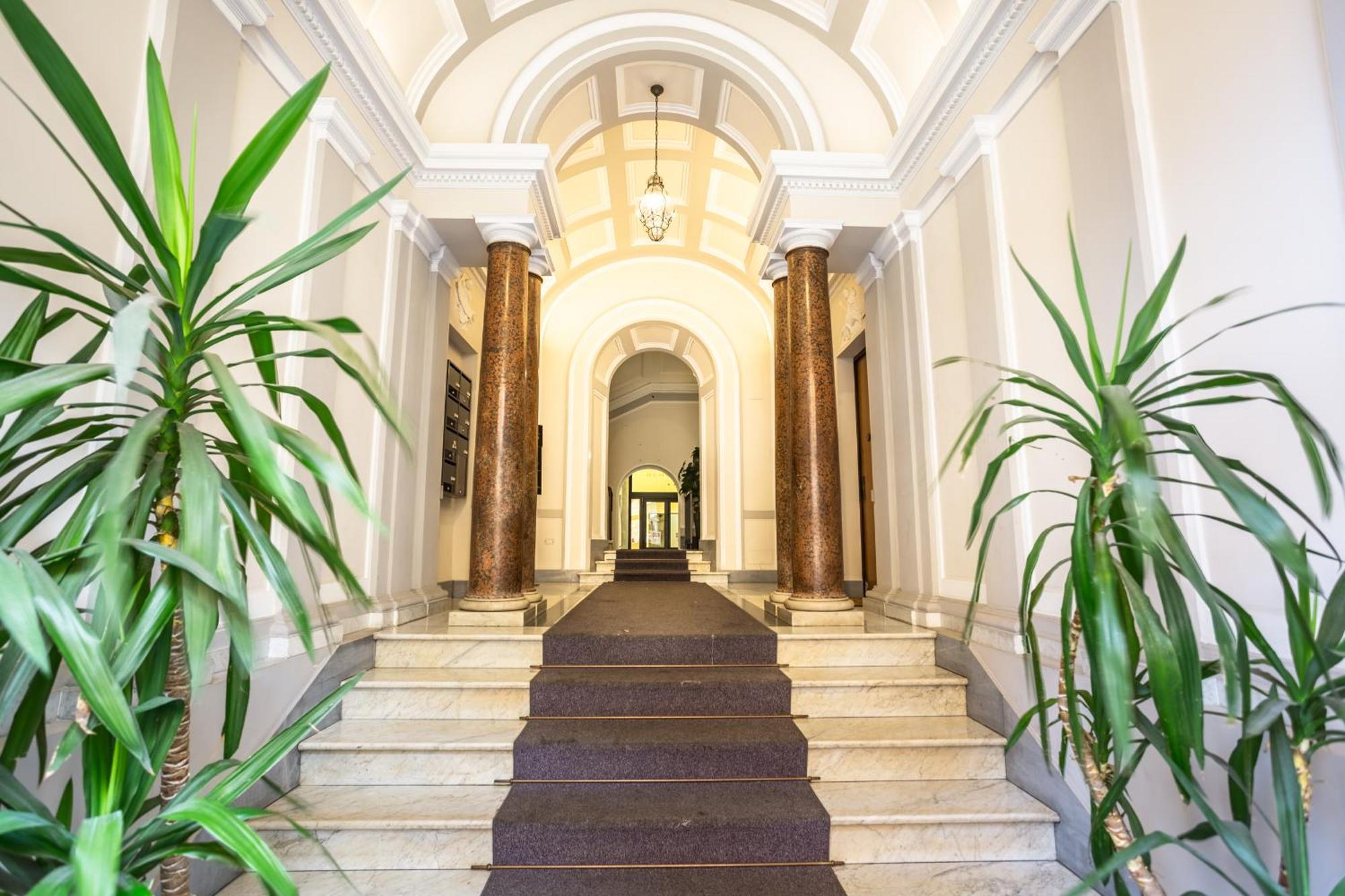 Opera Theater Relais Hotel โรม ภายนอก รูปภาพ
